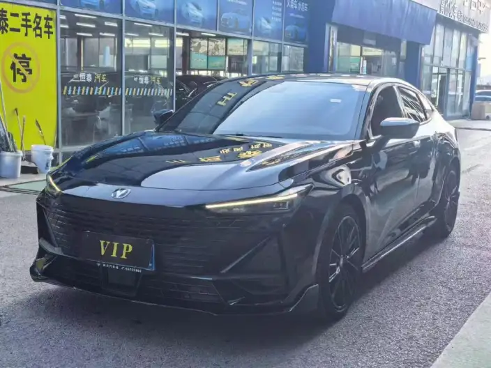 Changan UNI-V 2023 Model 1.5T Sports Edition