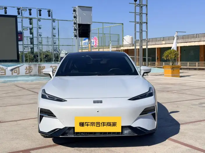 Geely Galaxy E8 2024 Model 550km PRO