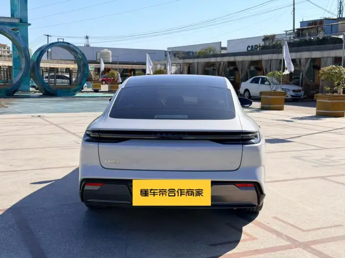 Geely Galaxy E8 2024 Model 550km PRO – фото 5