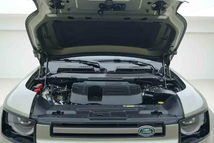 Land Rover Defender 2023 Model 110 3.0T P400 X-Dynamic HSE – фото 6