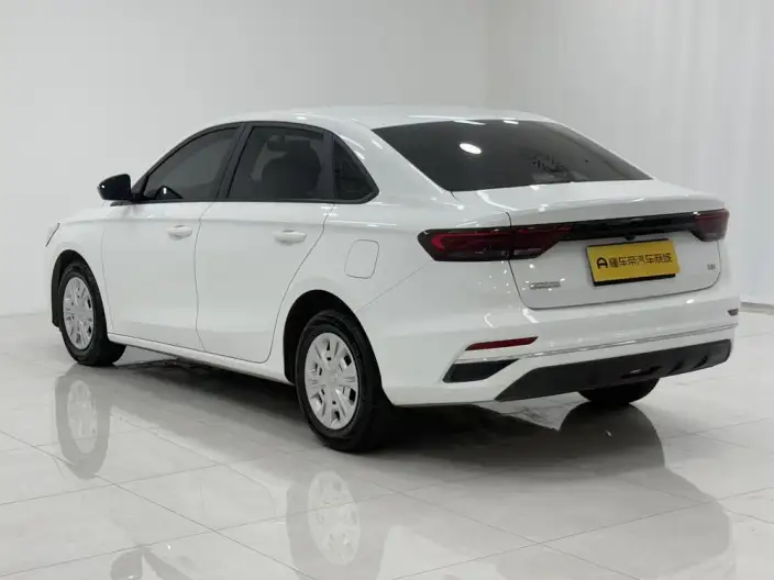 Geely Emgrand 2025 Model 1.5L Manual Star Glory Edition – фото 5