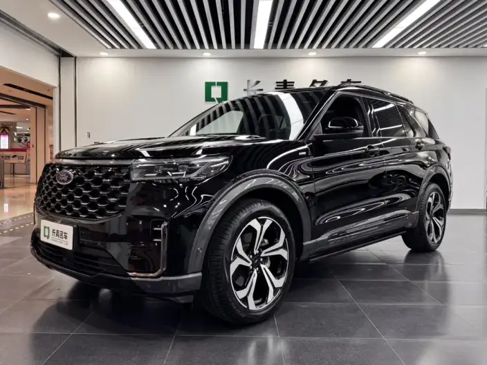 Ford Explorer 2023 Model EcoBoost 285 4WD ST-LINE 7 seat