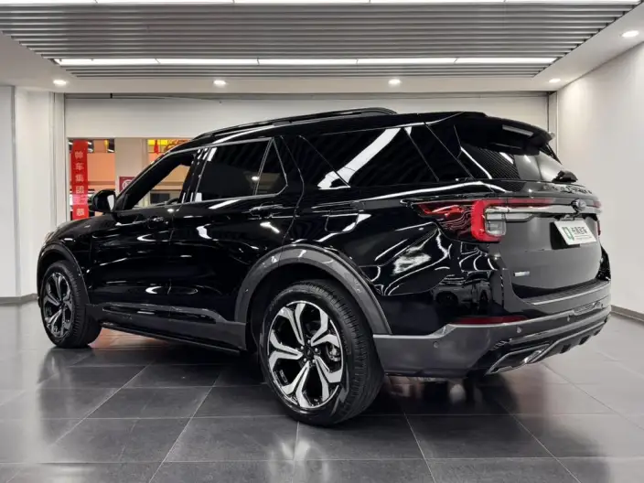Ford Explorer 2023 Model EcoBoost 285 4WD ST-LINE 7 seat
