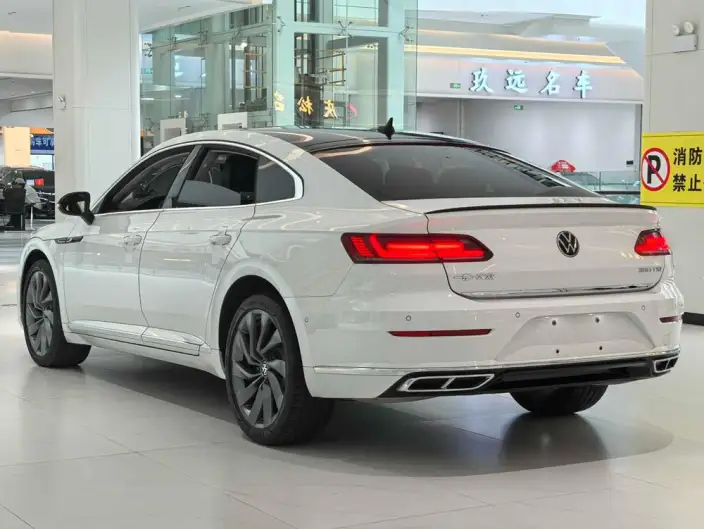 Volkswagen CC 2021 Model 380TSI Eye-catching version – фото 4