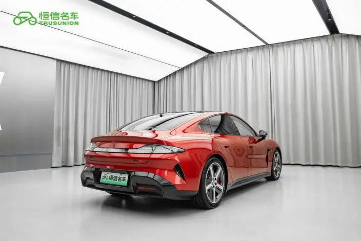 Xiaomi SU7 2026 Model 4WD Max Edition – фото 6