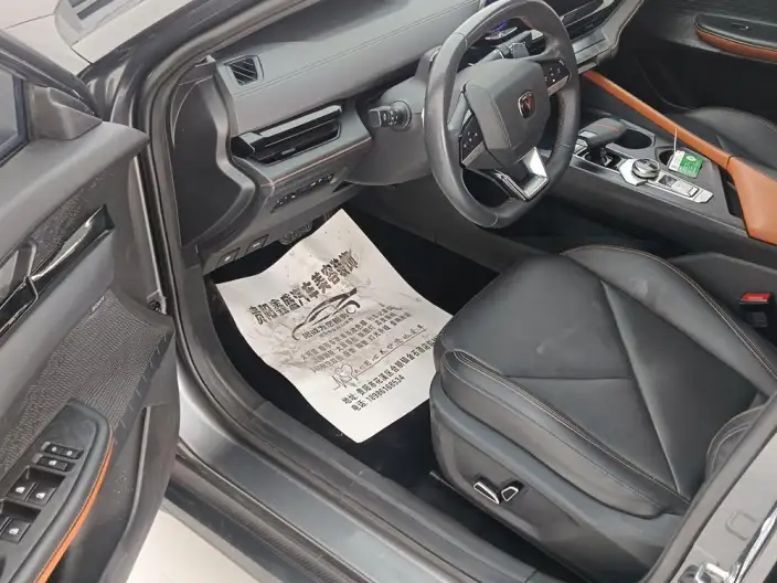 Changan UNI-V 2022 Model 1.5T Smart Pilot Model – фото 8