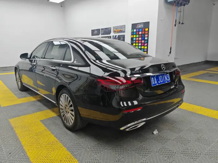 Mercedes-Benz E-Class 2023 Model E 300 L Fashion Model sedan – фото 4