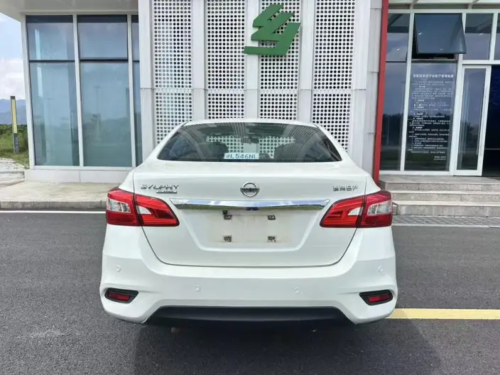 Nissan Sylphy 2022 Model Classic 1.6 XE CVT Comfort Edition – фото 6