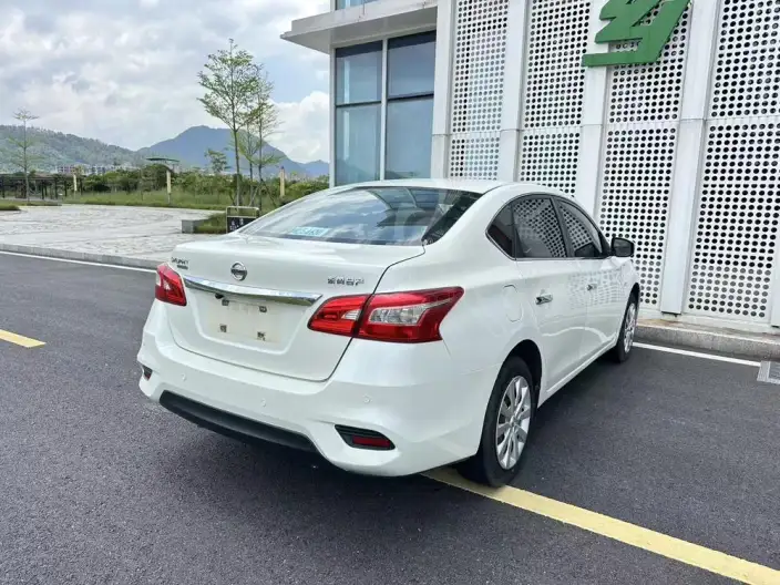 Nissan Sylphy 2022 Model Classic 1.6 XE CVT Comfort Edition – фото 7