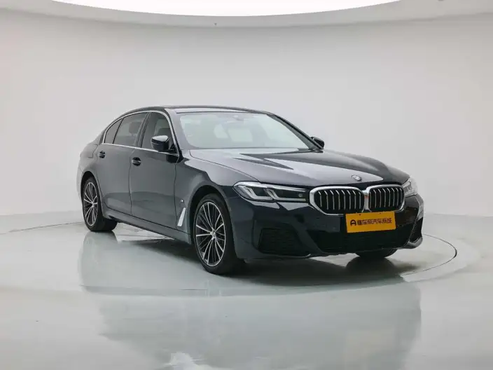 BMW 5 Series 2022 Model Facelift 530Li Leading Model M Sports Set – фото 3