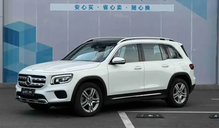 Mercedes-Benz GLB 2023 Model GLB 200 Dynamic Model – фото 1