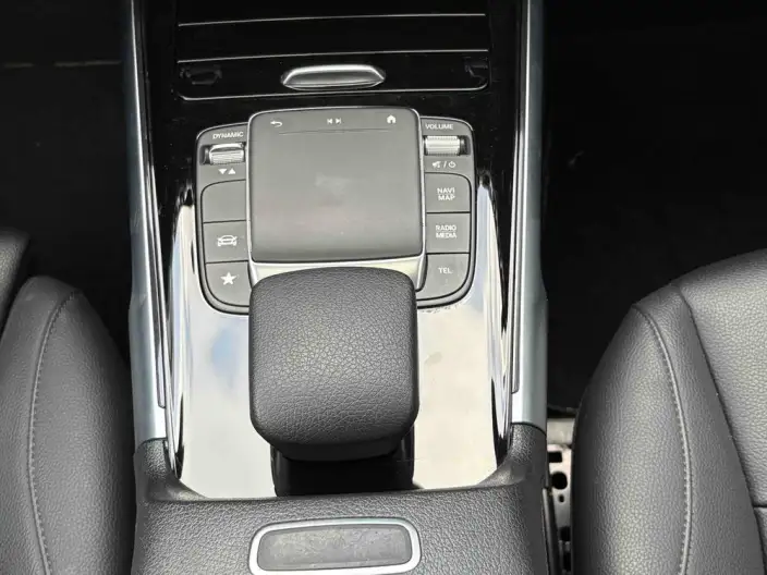 Mercedes-Benz GLB 2023 Model GLB 200 Dynamic Model – фото 10
