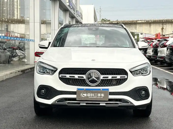 Mercedes-Benz GLA 2023 Model GLA 220 – фото 2