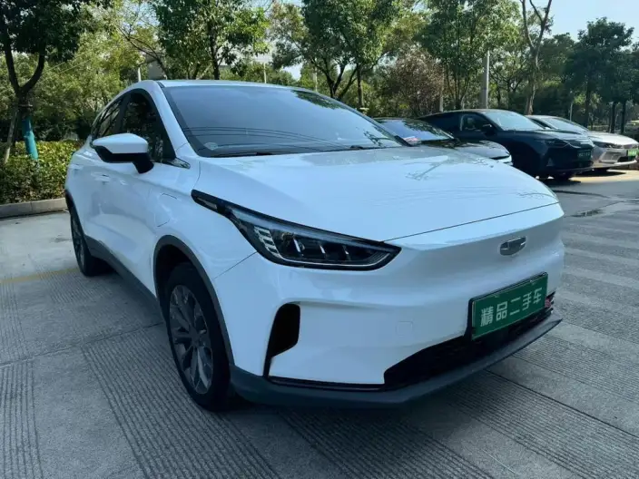 Geely Geometry C 2022 Model 400KM Travel Edition – фото 3