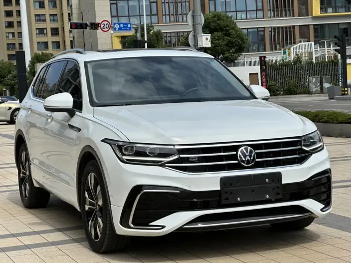Volkswagen Tiguan L 2024 Model 330TSI 2WD R-Line Enjoy the version more – фото 3