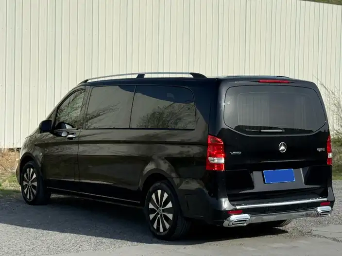 Viano 2024 Model 2.0T Elite Edition 7 seat – фото 4