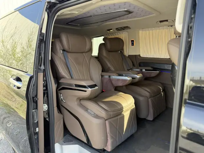 Viano 2024 Model 2.0T Elite Edition 7 seat – фото 9