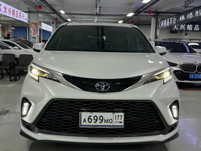 Granvia 2023 Model Intelligent Hybrid 2.5L Noble PLUS – фото 2