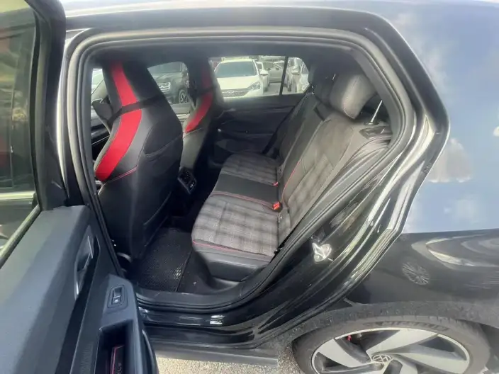 Volkswagen Golf GTI 2021 Model 380TSI DSG GTI – фото 10