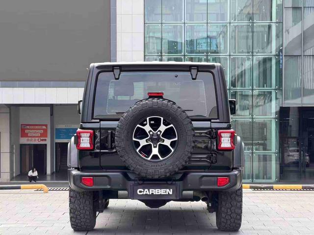 Jeep Wrangler Модель 2021 года 2.0T Rubicon лян door Edition – фото 6
