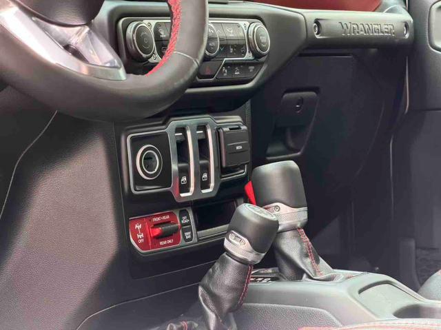 Jeep Wrangler Модель 2021 года 2.0T Rubicon лян door Edition – фото 12