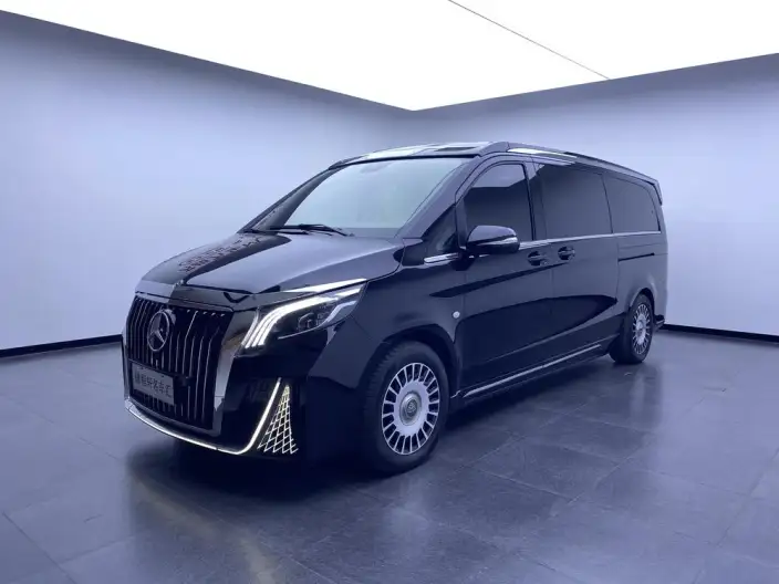 Viano 2023 Model 2.0T Business Edition 7 seat – фото 1