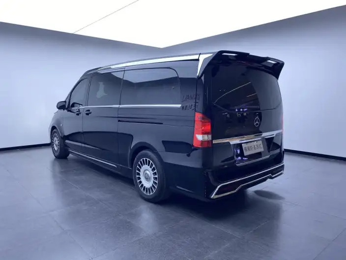 Viano 2023 Model 2.0T Business Edition 7 seat – фото 4