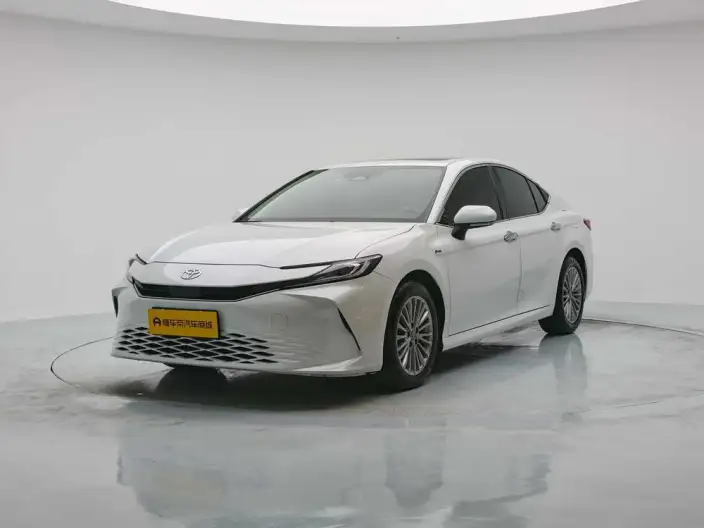 Toyota Camry 2024 Model Hybrid 2.0HGVP Deluxe Edition – фото 1