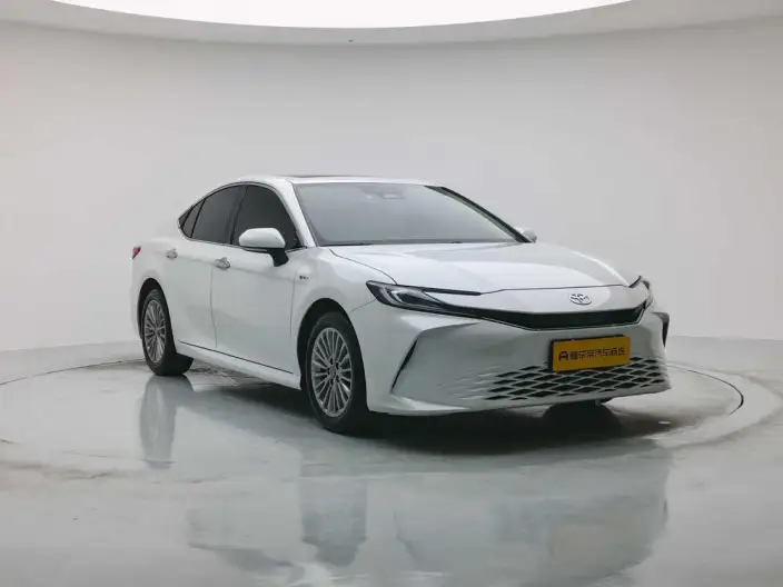Toyota Camry 2024 Model Hybrid 2.0HGVP Deluxe Edition – фото 3