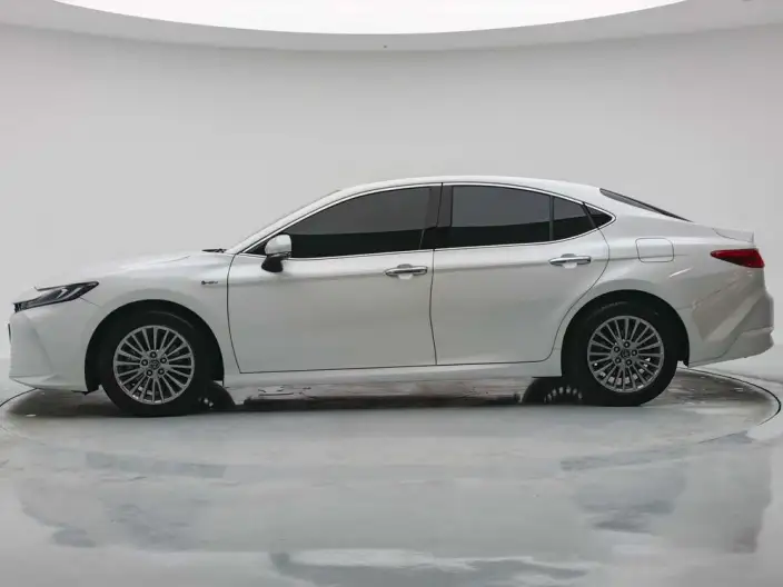Toyota Camry 2024 Model Hybrid 2.0HGVP Deluxe Edition – фото 4