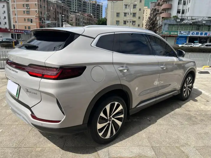 BYD Song PLUS DM 2023 Model DM-i Champion Edition 110KM Flagship Model – фото 6