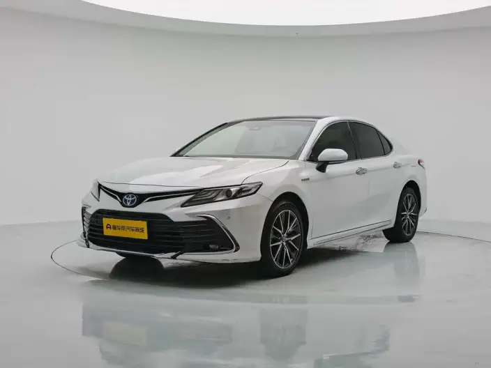 Toyota Camry 2023 Model Hybrid 2.5HG Deluxe Edition – фото 1