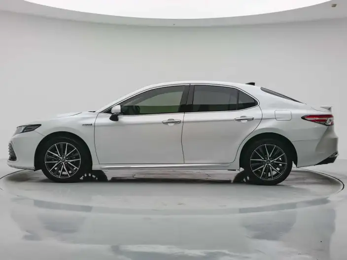 Toyota Camry 2023 Model Hybrid 2.5HG Deluxe Edition – фото 4