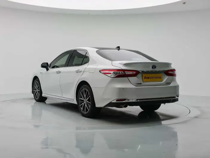Toyota Camry 2023 Model Hybrid 2.5HG Deluxe Edition – фото 5
