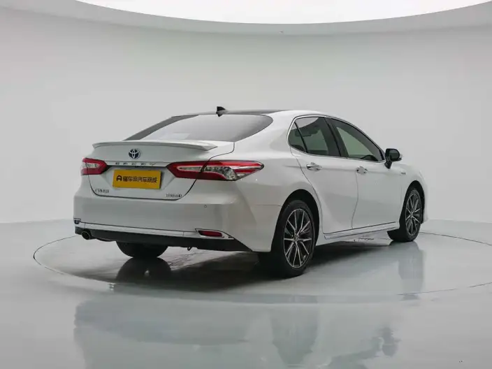 Toyota Camry 2023 Model Hybrid 2.5HG Deluxe Edition – фото 7