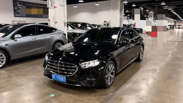 Mercedes-Benz E-Class 2025 Model E 300 L Fashion Model sedan – фото 1