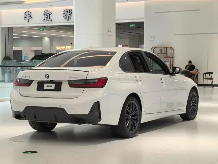 BMW 3 Series 2023 Model 325i M Sports Night Set – фото 6