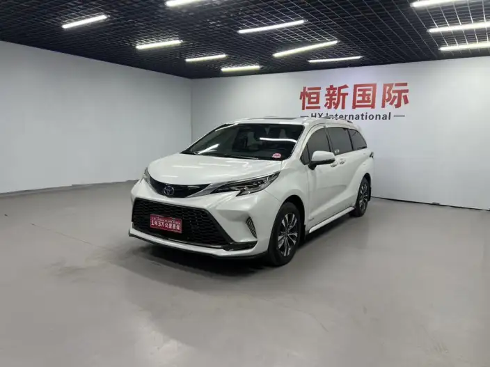Granvia 2023 Model Intelligent Hybrid 2.5L Deluxe Edition – фото 1