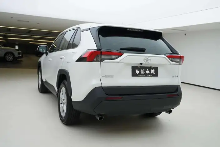 Toyota RAV4 2024 Model 2.0L CVT 2WD Urban Edition – фото 4