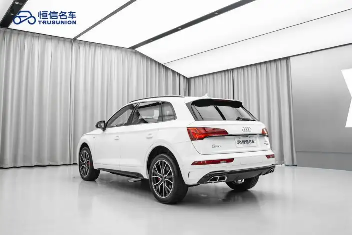 Audi Q5L 2025 Model 45TFSI Luxury Dynamic Model – фото 4