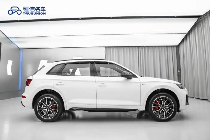 Audi Q5L 2025 Model 45TFSI Luxury Dynamic Model – фото 7