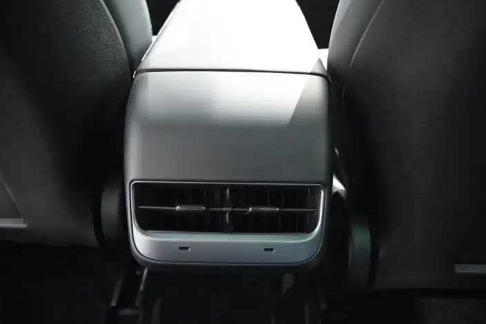 Model 3 2022 Model Rear-wheel drive version – фото 8