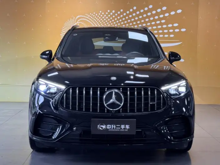 Mercedes-Benz GLC AMG 2025 Model AMG GLC 43 4MATIC – фото 2