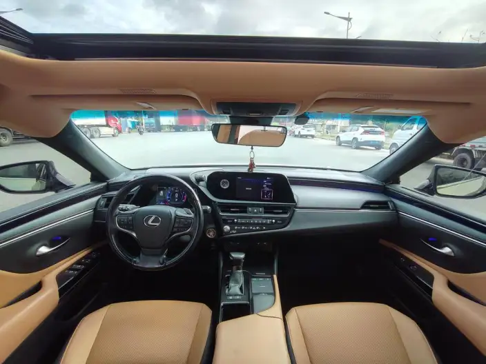 Lexus ES 2021 Model 200 Superior Edition – фото 7