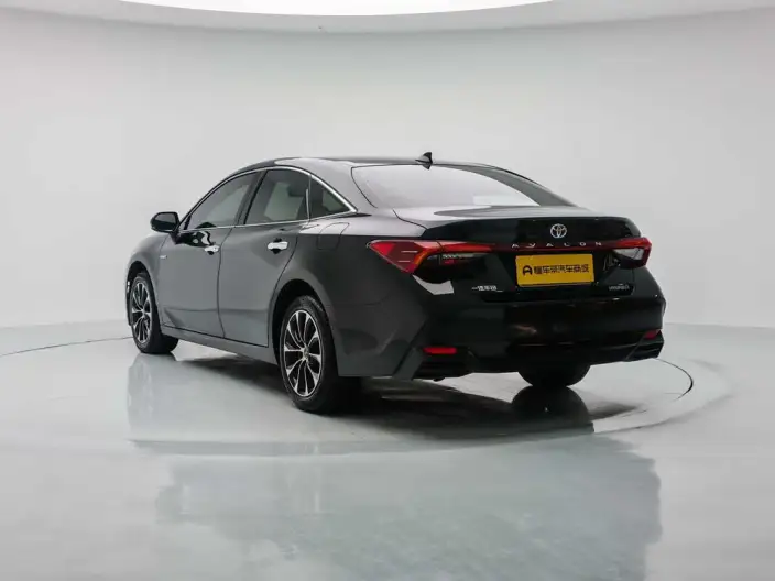 Toyota Avalon 2022 Model Hybrid 2.5L Deluxe Edition – фото 5