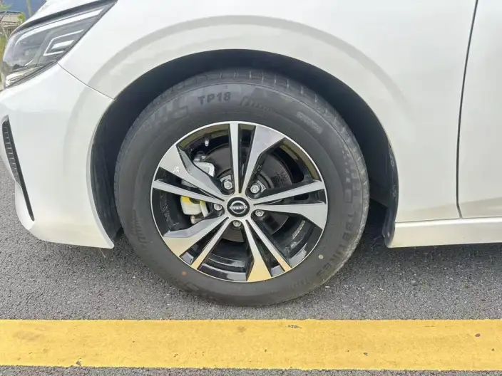 Nissan Sylphy 2023 Model 1.6L CVT Yuexiang Edition – фото 9