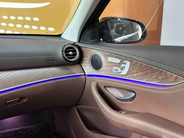 Mercedes-Benz E-Class 2023 Model E 300 L Fashion Model sedan – фото 9