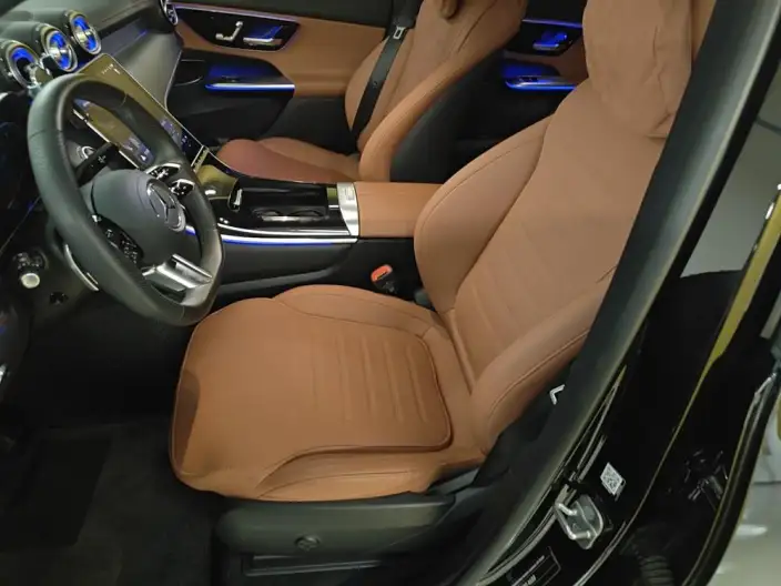 Mercedes-Benz GLC 2025 Model GLC 260 L 4MATIC Luxury Model 5 seat – фото 10