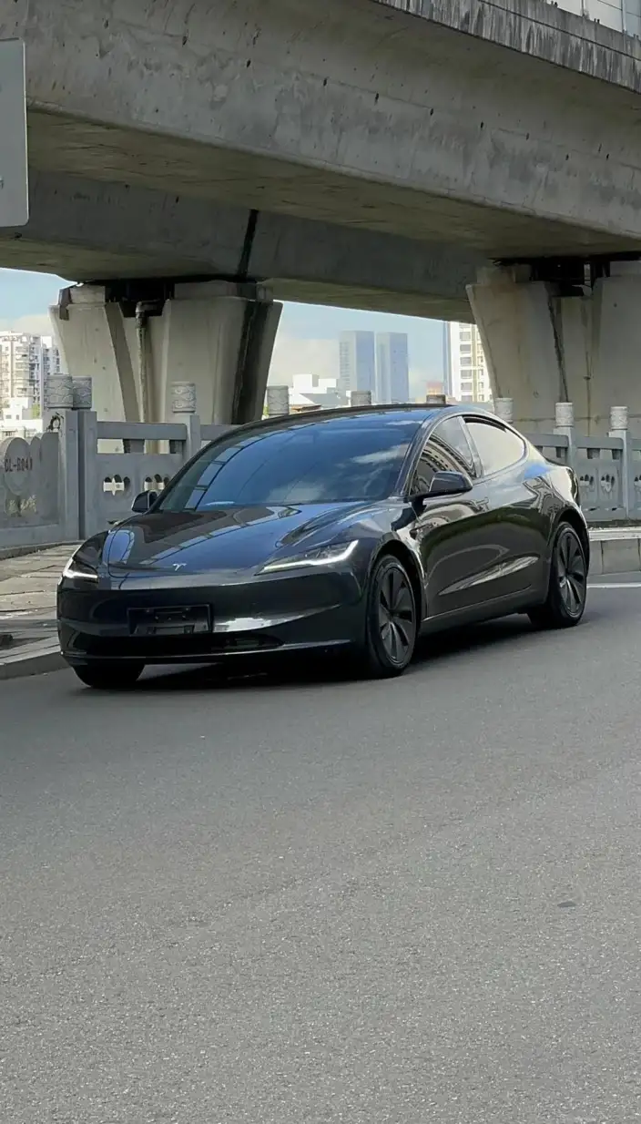 Model 3 2023 Model Rear-wheel drive version – фото 1