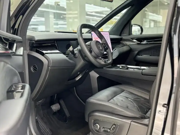 ZEEKR 009 2024 Model VI seat Executive Edition 4WD 108kWh – фото 7